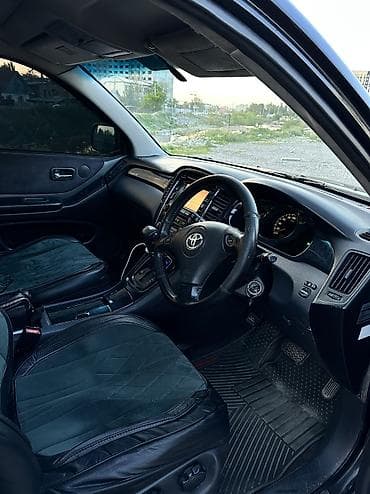 Унаа сатуу: Toyota Highlander: 2003 г., 3 л, Автомат, Газ, Кроссовер — 10