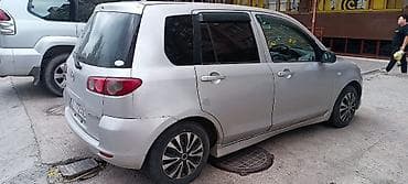 jac m3: Mazda Demio: 2004 г., Хэтчбэк — 4