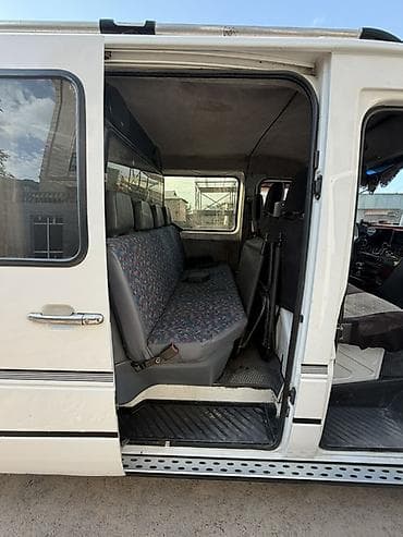 короткий спринтер: Mercedes-Benz Спринтер: 2003 г., 2.2 л, Механика, Дизель, Фургон — 6