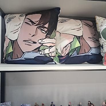 кызыл кия кыз: Аниме-фигурки и акриловые стоящие фигурки, подушки.По очень выгодной — 10