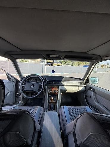 mersedez 124: Mercedes-Benz W124: 1994 г., 2.2 л, Автомат, Бензин, Универсал — 8