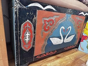 шкатулка ларец: Ручной росписи деревянный сундук с декоративным тиснением - Материал — 1