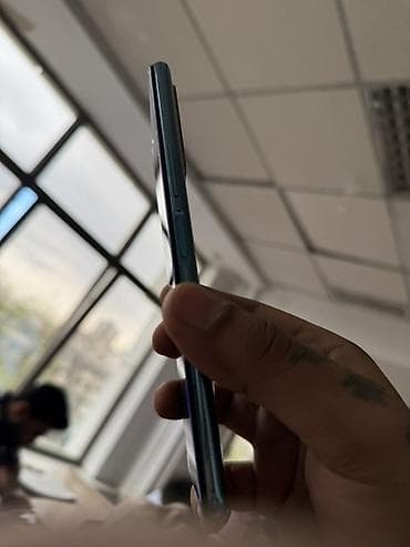 telefon lalafo: Vivo Y70t, Б/у, 128 ГБ, цвет - Синий, 2 SIM — 3