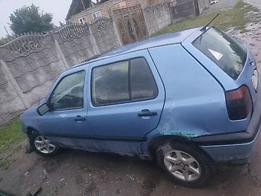 Продажа авто: Volkswagen Golf: 1992 г., 1.8 л, Механика, Бензин, Хэтчбэк — 10