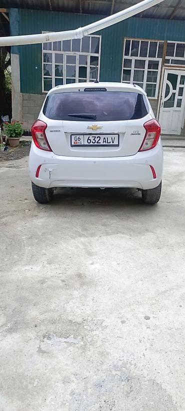 subaru legaci: Chevrolet Spark: 2016 г., Автомат, Бензин, Хэтчбэк — 4