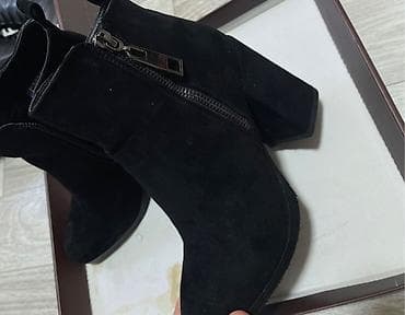 ботильоны: Ботинки, 37, Новый, цвет - Черный — 1