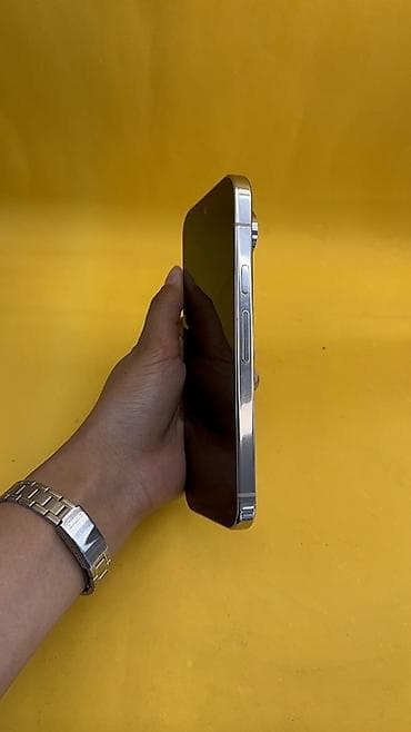 Google Pixel 9 Pro, Б/у, 256 ГБ, цвет - Белый, В рассрочку, 1 SIM — 2
