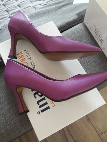 фирменная обувь из италии: Туфли новые, кожаные, производство Италия, 37 размер. Каблук 8 см. — 1