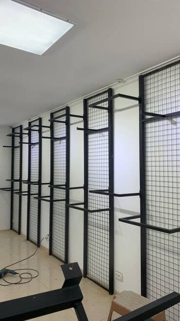 торговое оборудование для обуви: Вешалки для магазина одежды Полки для магазина обуви Кронштейн Стеллаж — 5