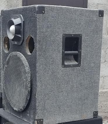 Динамики и колонки: Динамик Калонка Сдаю в аренду город Токмок!! Подходит для: - — 4