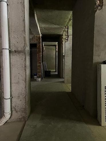 франсузкий квартал: Продажа офисов 273 м², Без ремонта, Без мебели, Многоэтажное здание, 1 этаж — 7