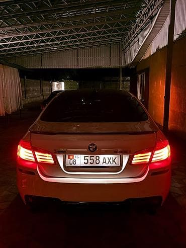 Транспорт: BMW 5 series: 2012 г., 3 л, Типтроник, Бензин, Седан — 10