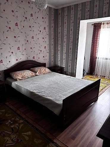 6: Сдаётся уютная трёхкомнатная квартира посуточно в Караколе. Рассчитана — 3