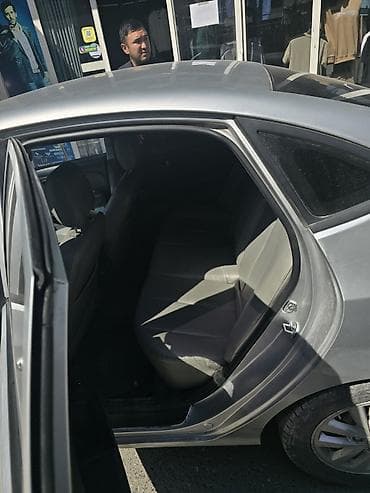 hyundai porter продаж: Hyundai Elantra: 2017 г., 1.6 л, Ручные, Бензин, Седан — 5