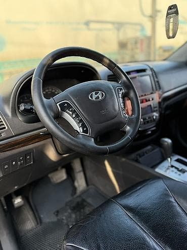Транспорт: Hyundai Santa Fe: 2011 г., 2 л, Автомат, Дизель, Кроссовер — 1