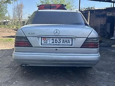 шторки мерседес: Mercedes-Benz W124: 1993 г., Ручные, Бензин, Седан — 8