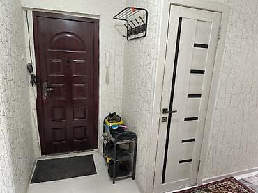 октябрьская: 1 комната, 32 м², 105 серия, 7 этаж, Косметический ремонт — 2