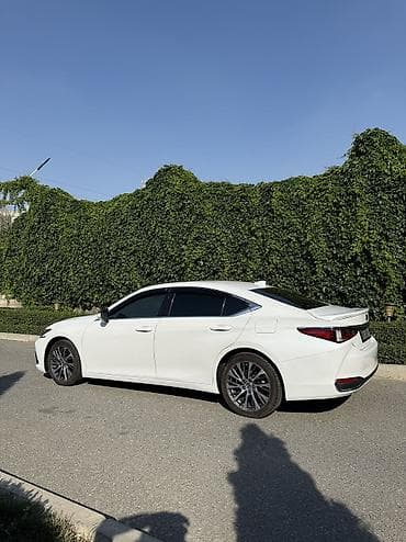 lexus ct 200h 2016: Lexus ES: 2022 г., 2.5 л, Типтроник, Гибрид, Седан — 5