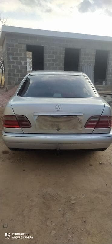 Mercedes-Benz E-Class: 1997 г., 2.3 л, Механика, Седан — 3
