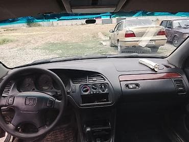 авто вкуп фит: Honda Accord: 2000 г., 1.8 л, Механика, Бензин, Седан — 1