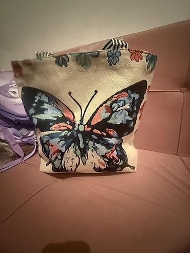 электронная тесме: Сумки-тоут и дорожные сумки Описание: - Вместительные женские — 8