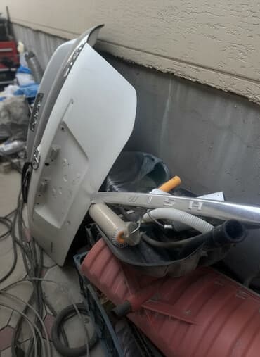 делика кузов: Крышка багажника Toyota, Б/у, Оригинал — 1