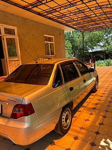 к5 кармашка: Daewoo Nexia: 2010 г., 1.5 л, Механика, Бензин, Седан — 4