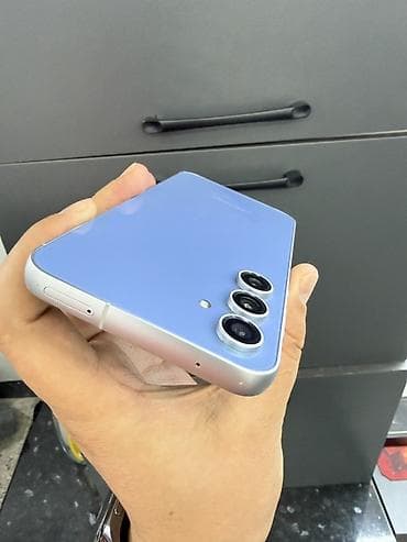 айфоны не рабочие: Samsung Galaxy S23 FE, Б/у, 256 ГБ, цвет - Голубой, 2 SIM — 4