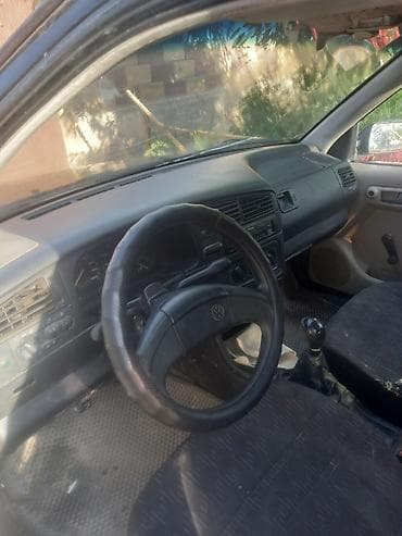 капот джетта: Volkswagen Golf: 1992 г., 1.6 л, Механика, Бензин, Хэтчбэк — 4