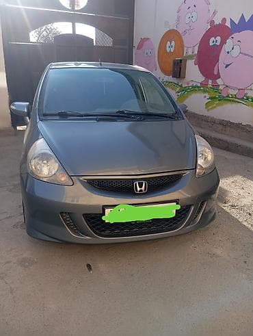 Honda Fit: 2007 г., 1.3 л, Автомат, Бензин, Хэтчбэк