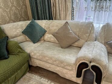 офисный кресло б у: Продается диван! Можно ставить по разному, если разделить, то из 4 шт — 3