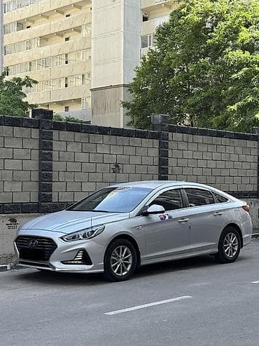 китайский мини машина: Hyundai Sonata: 2022 г., 2 л, Автомат, Газ, Седан — 1