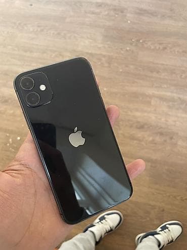 IPhone 11, Б/у, 128 ГБ, Black Titanium, Чехол, 78 %