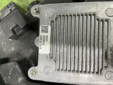 low ll: Левая передняя LED фара в сборе - Тип: LED (DLED), ближний/дальний — 6