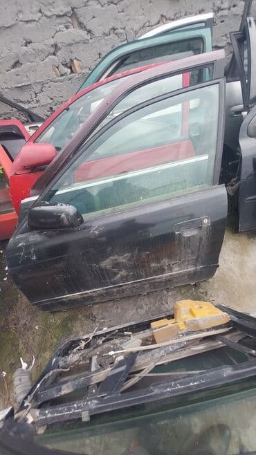 подкрылки лексус: Передняя левая Audi, Б/у, Оригинал — 1