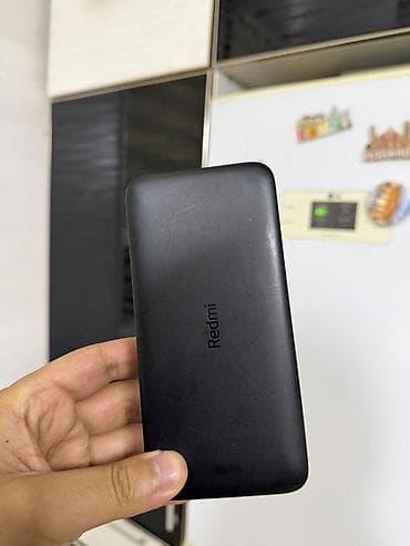 xiaomi redmi3 pro: Внешний аккумулятор Redmi 20000 мА·ч (черный) - Емкость: 20000 мА·ч — — 1