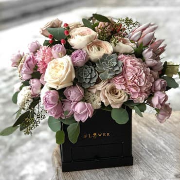 наращивание ногтей с выездом: Требуется мастер ногтевого сервиса 50/50 — 1