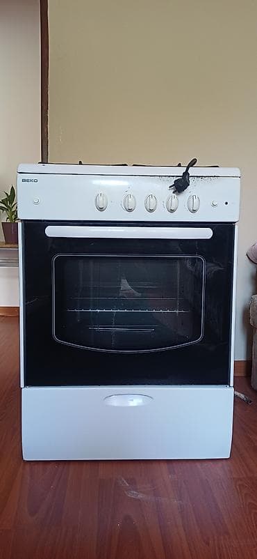poco 71: Плита BEKO комбинированная: варочная поверхность газовая + одна — 3