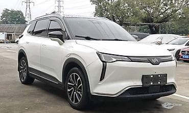 geely coolray: Weltmeister W6, 2021 г., 60 км, Передний, В наличии — 4