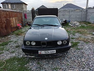 капот на бмв 39: BMW 5 series: 1990 г., Механика, Седан — 4