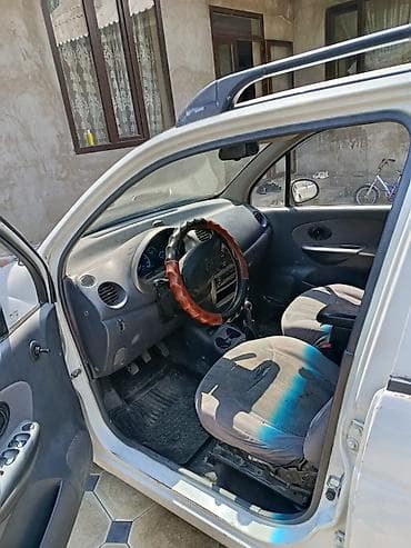 арзан матиз 1: Daewoo Matiz: 2013 г., 0.8 л, Кол менен иштөөчү, Хетчбек — 4
