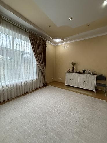 Дома: 🏡 Продается просторный семейный дом в престижном районе Баялинова / — 3