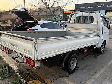b class: Легкий грузовик, Hyundai, Стандарт, До 1 т, Б/у — 4