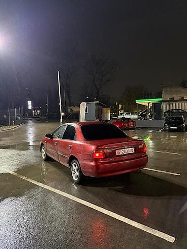 mazda a6: Mazda 626: 1998 г., 1.8 л, Автомат, Бензин, Седан — 5