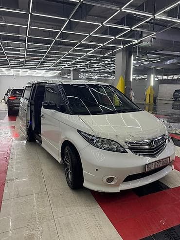 elysion: Honda Elysion: 2006 г., Автомат, Минивэн — 9