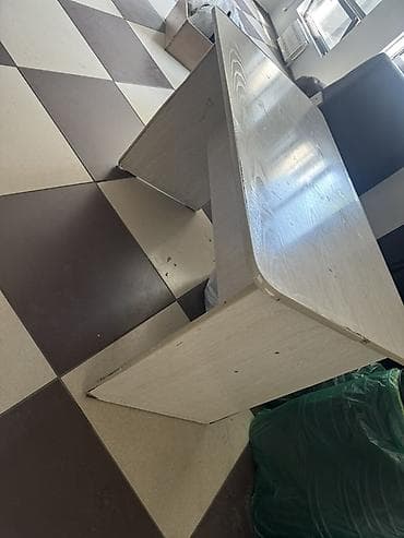 Офисные столы: Офисный стол, Нерегулируемый, Прямоугольный, ЛДСП — 1