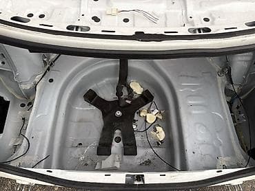 2005: Задняя часть кузова Toyota Windom MCV30, 2005 г. Характеристики: - — 6