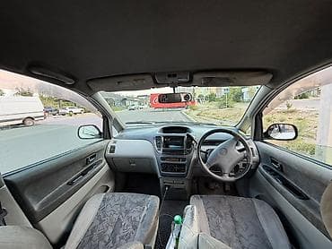 2000: Toyota Nadia: 2000 г., 2 л, Автомат, Бензин, Минивэн — 7