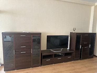 Гостиный комплект в современном стиле: тумба под ТВ + два шкаф‑комода