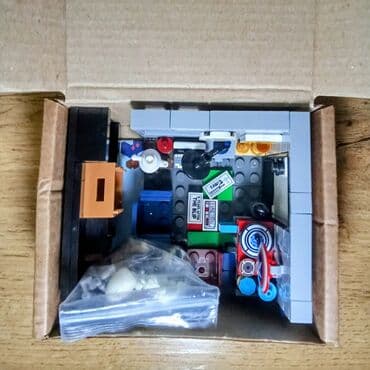 уакен набор: Продается Набор Lego "Кабинет + скелет и археолог с инструментами" — 8